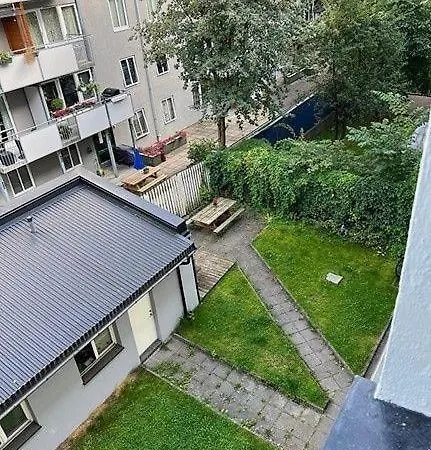 Quiet Apartment, Trendy Gruenerlokka *