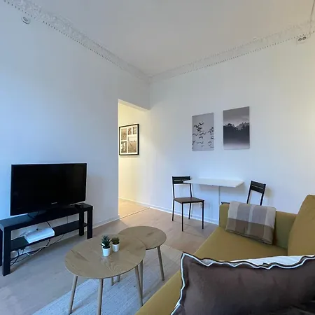 Leilighet Quiet Apartment, Trendy Gruenerlokka *