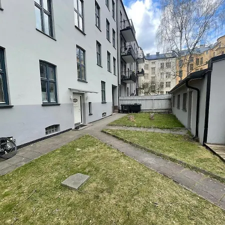 Quiet Apartment, Trendy Gruenerlokka *